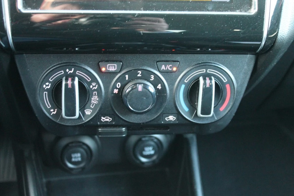 Suzuki Swift – foto 27