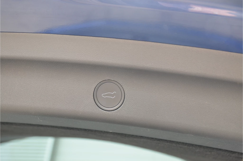 Tesla Model Y – foto 33