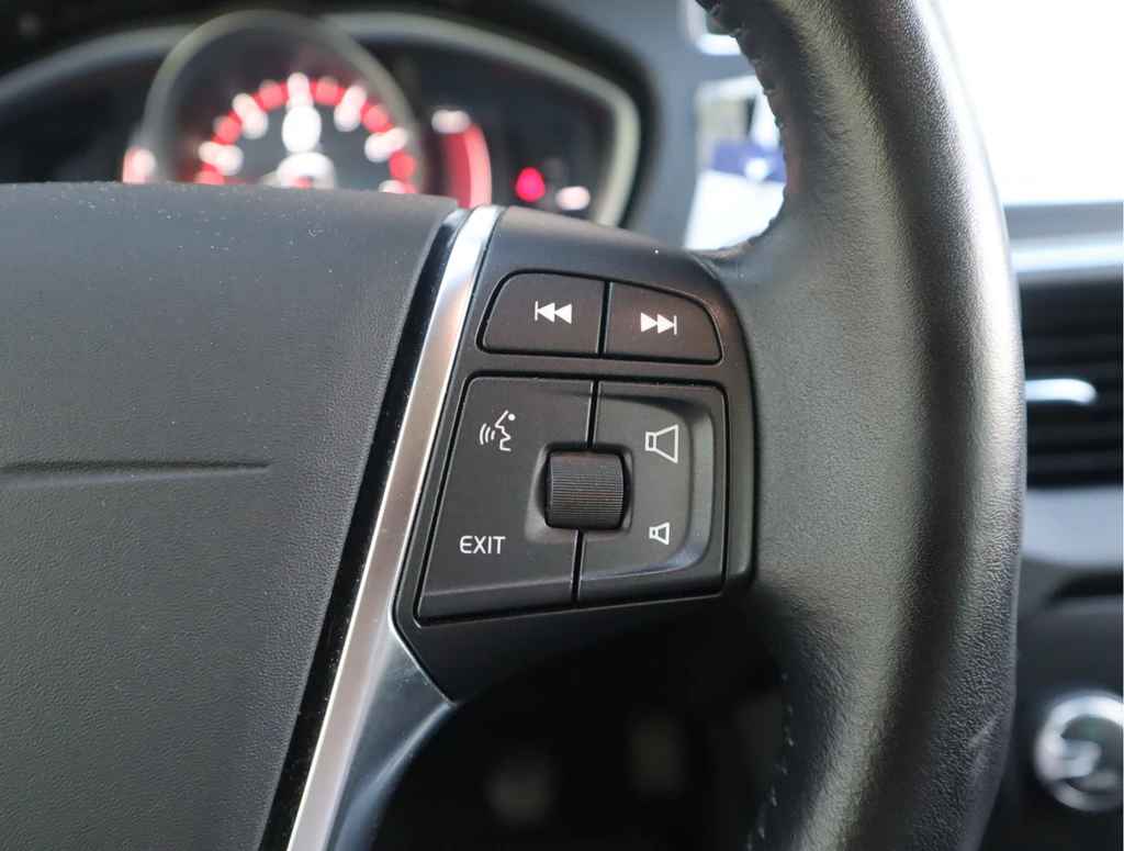 Volvo V40 – foto 19