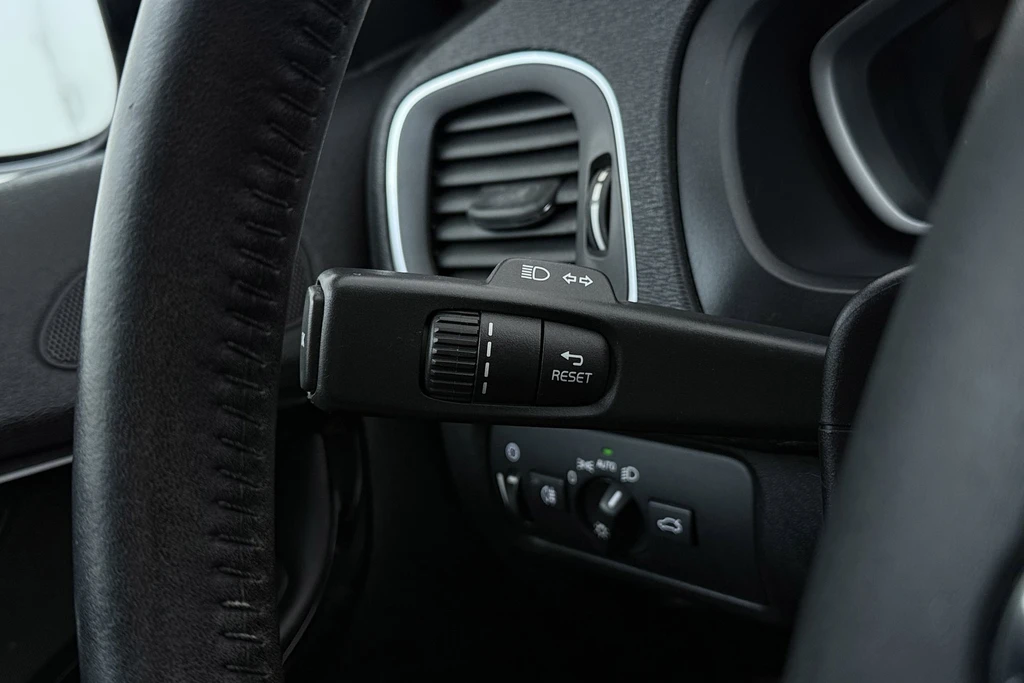 Volvo V40 – foto 29