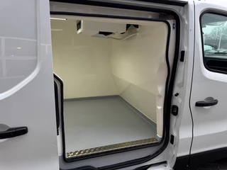 Renault Trafic – thumbnail 22