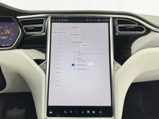 Tesla Model X – thumbnail 21