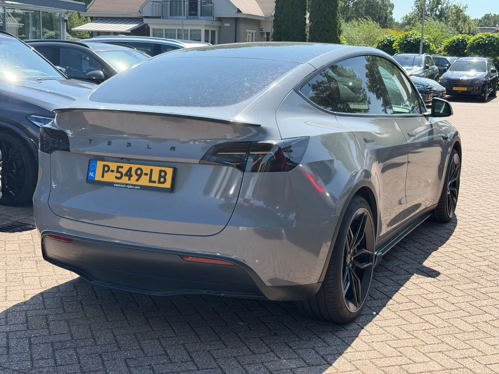 Tesla Model Y – foto 3