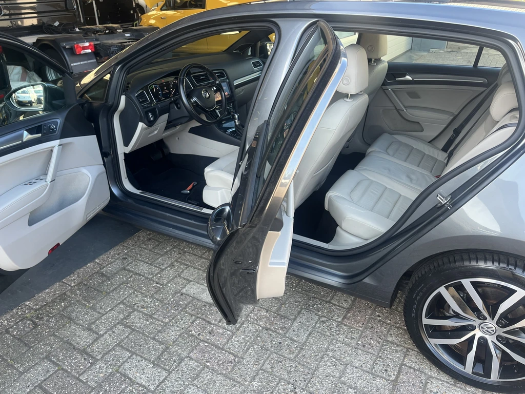 Volkswagen e-Golf – foto 33