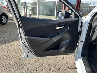 Mazda 2 – thumbnail 8