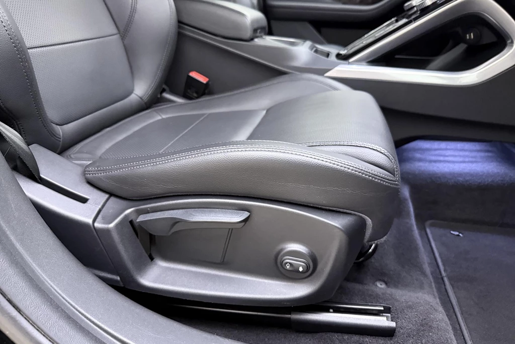 Jaguar I-PACE – foto 16