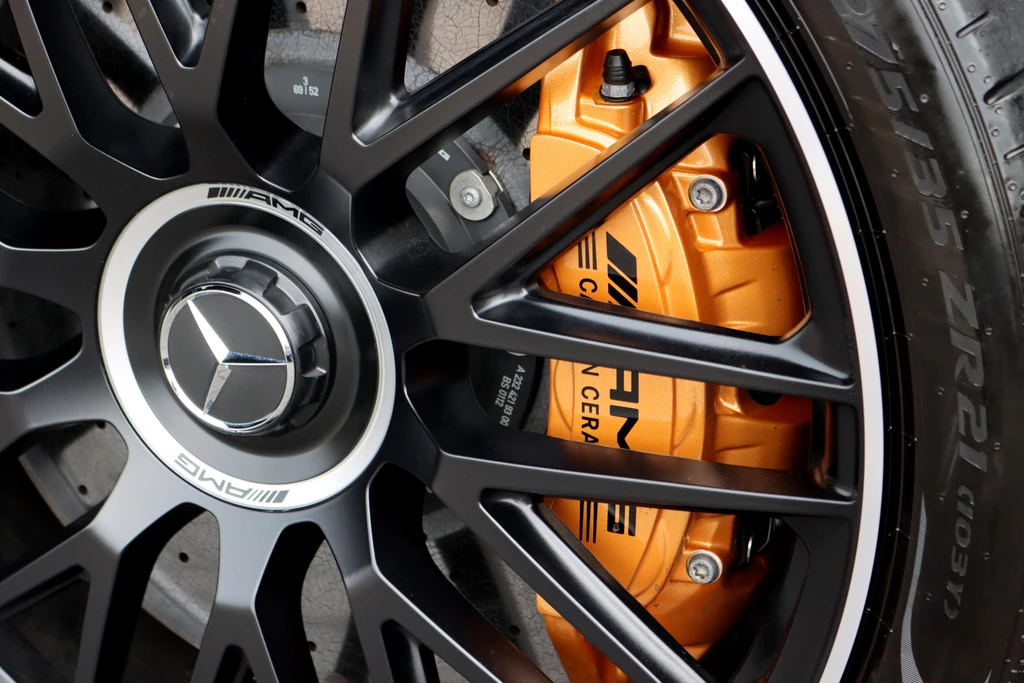 Mercedes-Benz SL – foto 18