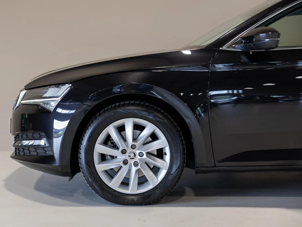 Škoda Superb – foto 15