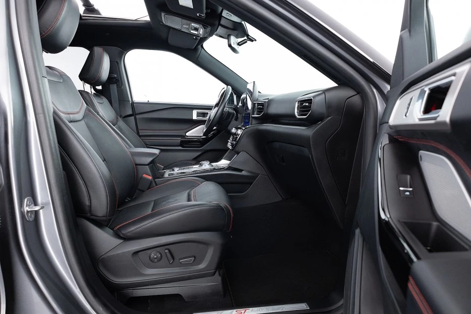 Ford Explorer – foto 14