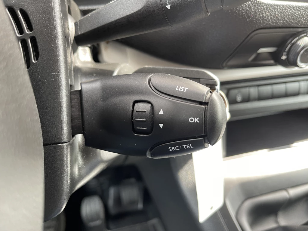 Opel Vivaro – foto 15