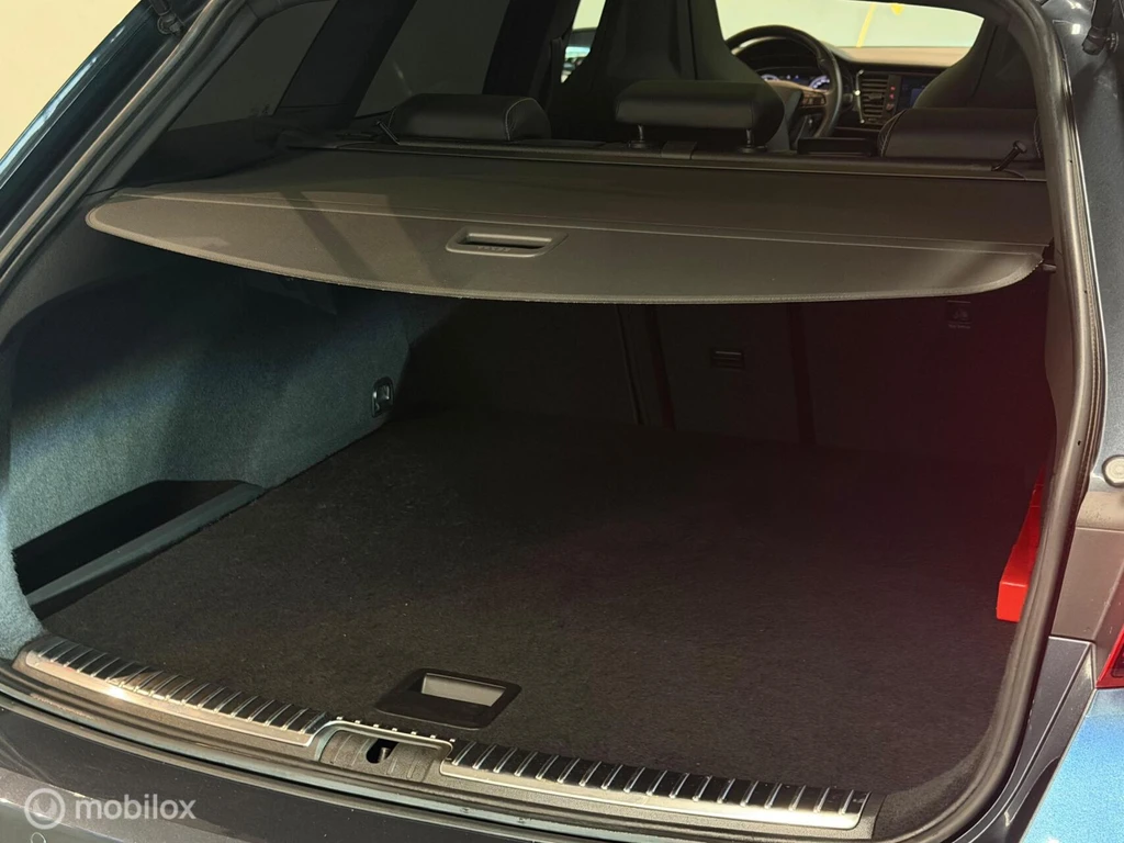 SEAT Leon – foto 16