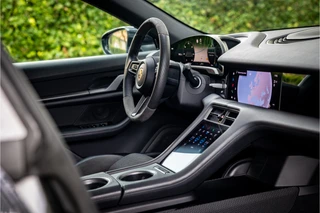Porsche Taycan – thumbnail 28