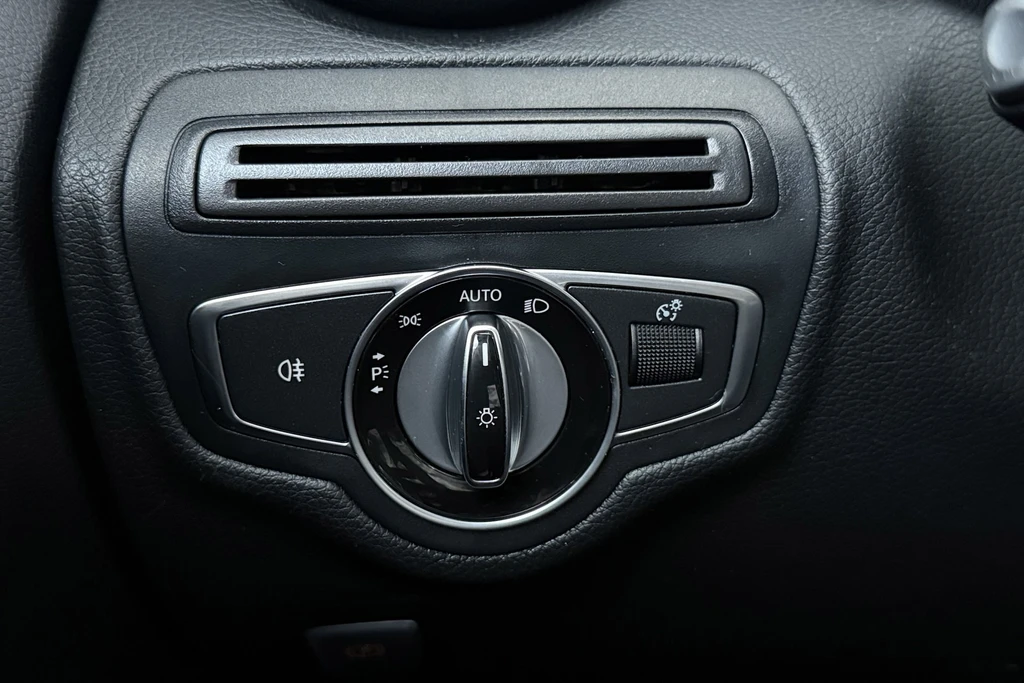 Mercedes-Benz C-Klasse – foto 30