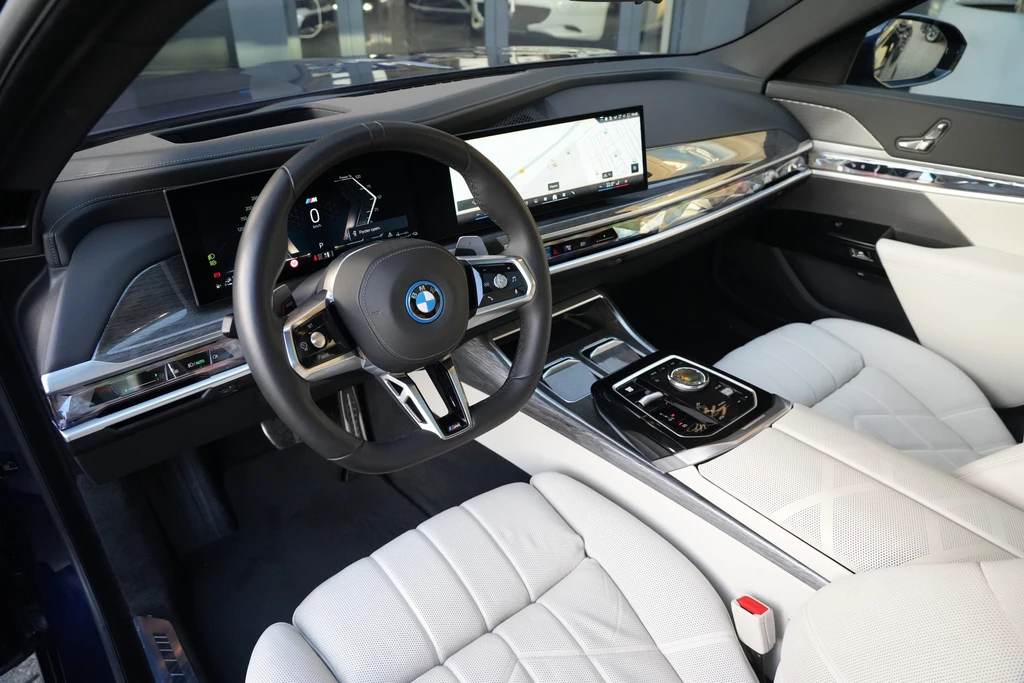 BMW 7 Serie – foto 11
