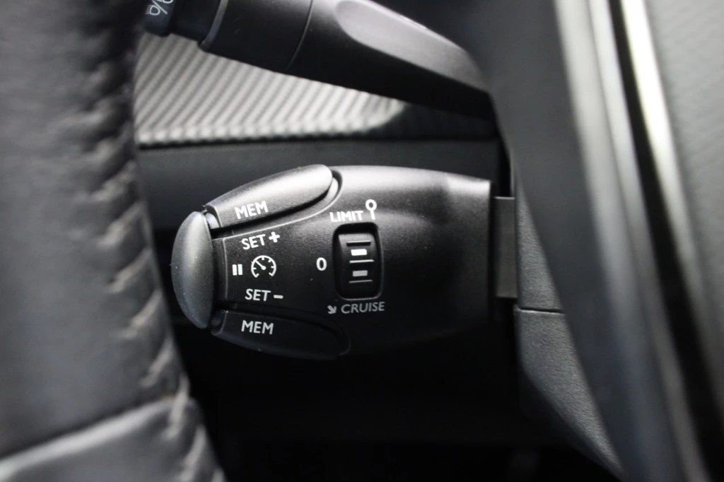 Peugeot 208 – foto 23