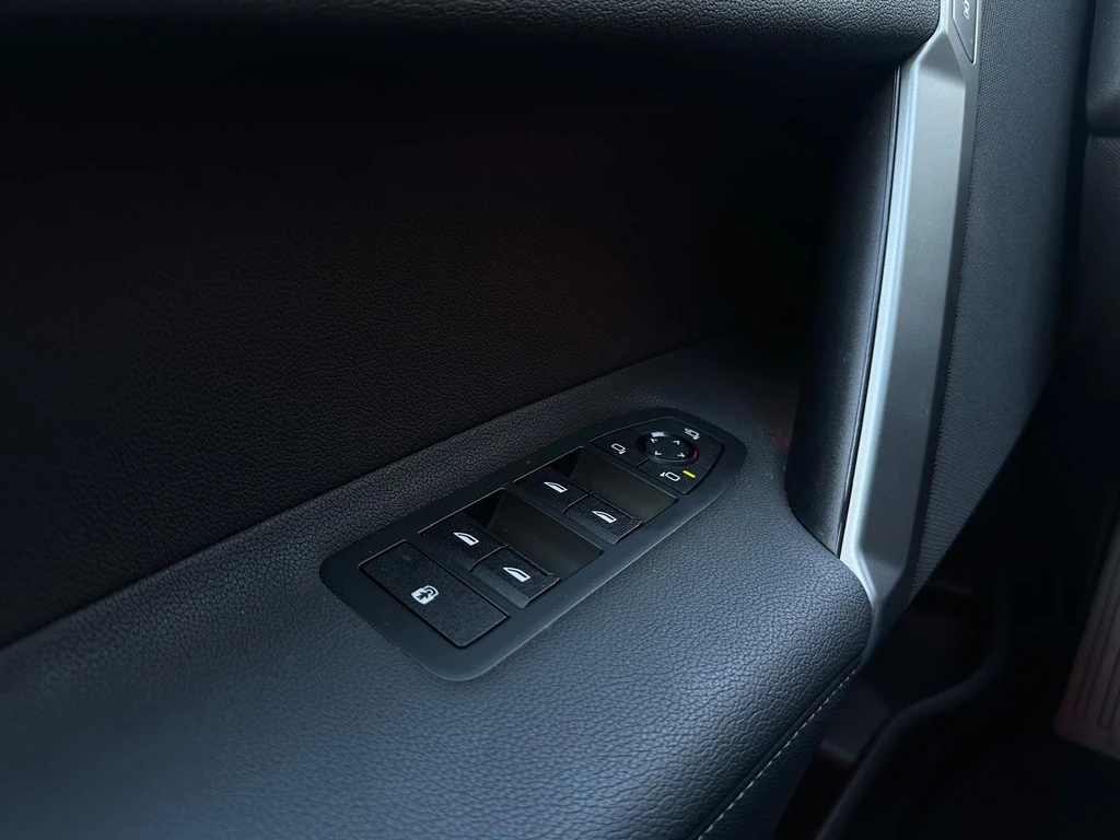 BMW iX – foto 32