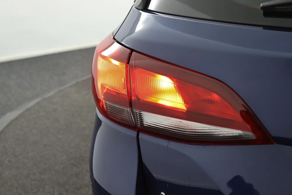 Opel Astra – foto 43
