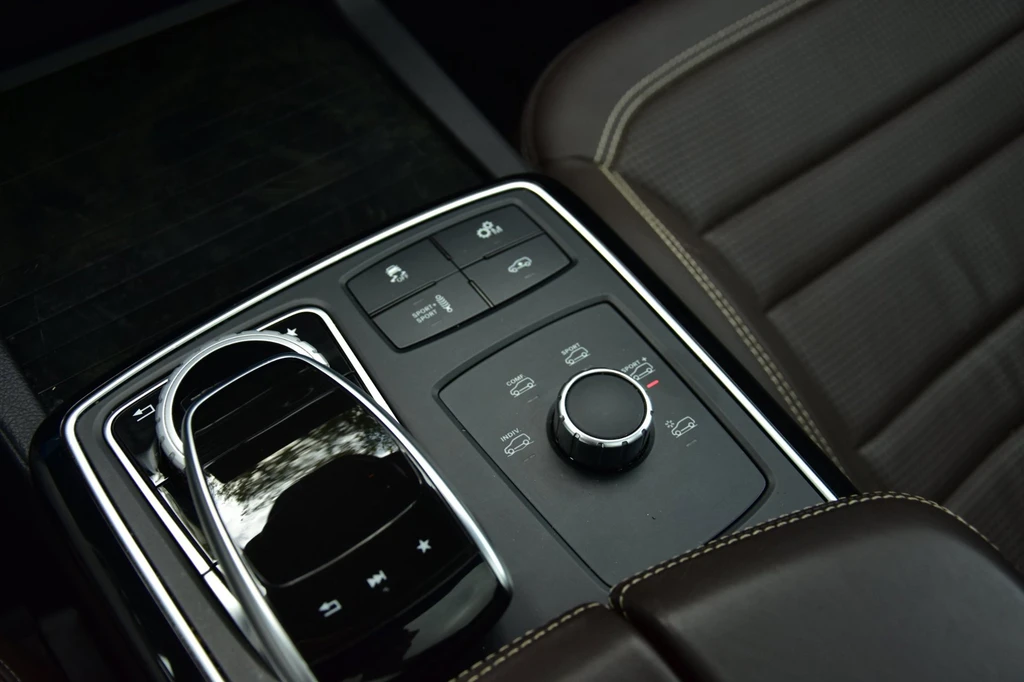 Mercedes-Benz GLE – foto 25