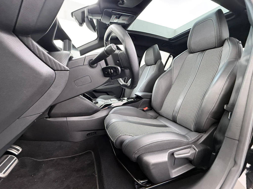 Peugeot e-208 – foto 16