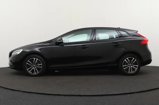 Volvo V40 – thumbnail 2