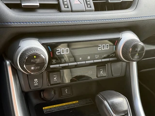 Toyota RAV4 – thumbnail 23
