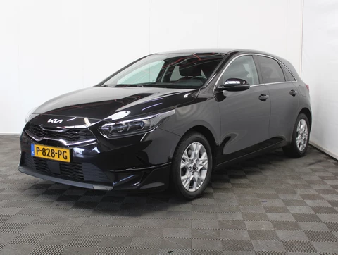 Kia Ceed 1.5 T-GDi MHEV DynamicPlusLine CAMERA | CARPLAY | LMV16 | AUTOMAAT | AFNBTRHAAK | LED | DAB | ADAPCRUISE | CLIMATE | NAVI | STOEL/STUURVERW