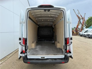 Ford E-Transit – thumbnail 15