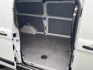 Ford Transit Custom – thumbnail 23