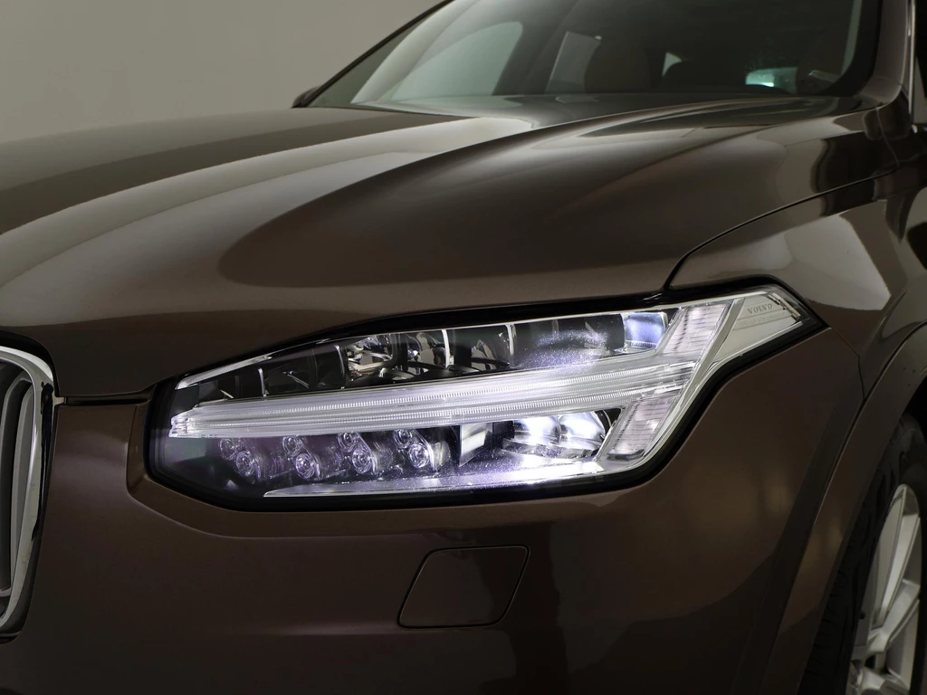 Volvo XC90 – foto 26