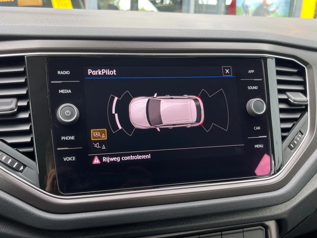 Volkswagen T-Roc – foto 16