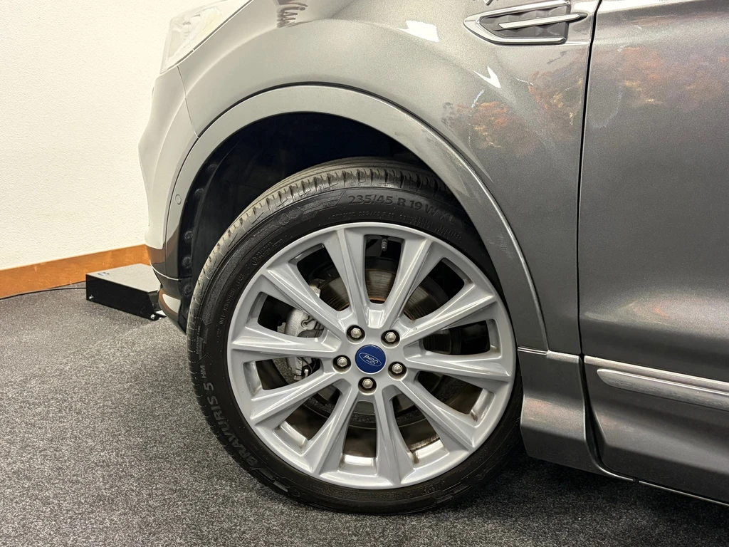 Ford Kuga – foto 14