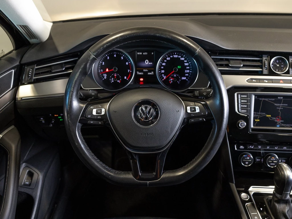 Volkswagen Passat – foto 23