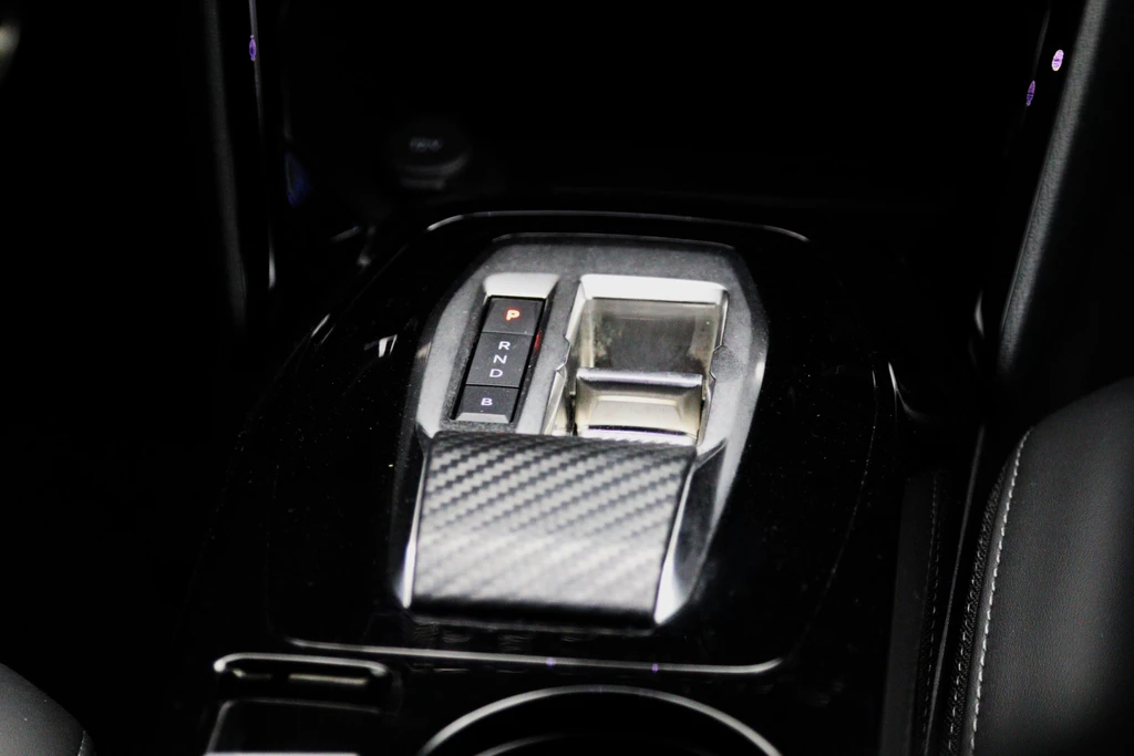 Peugeot e-2008 – foto 15