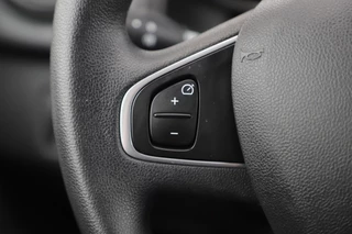Renault Clio – thumbnail 12