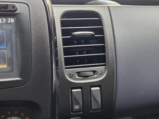 Opel Vivaro – thumbnail 32