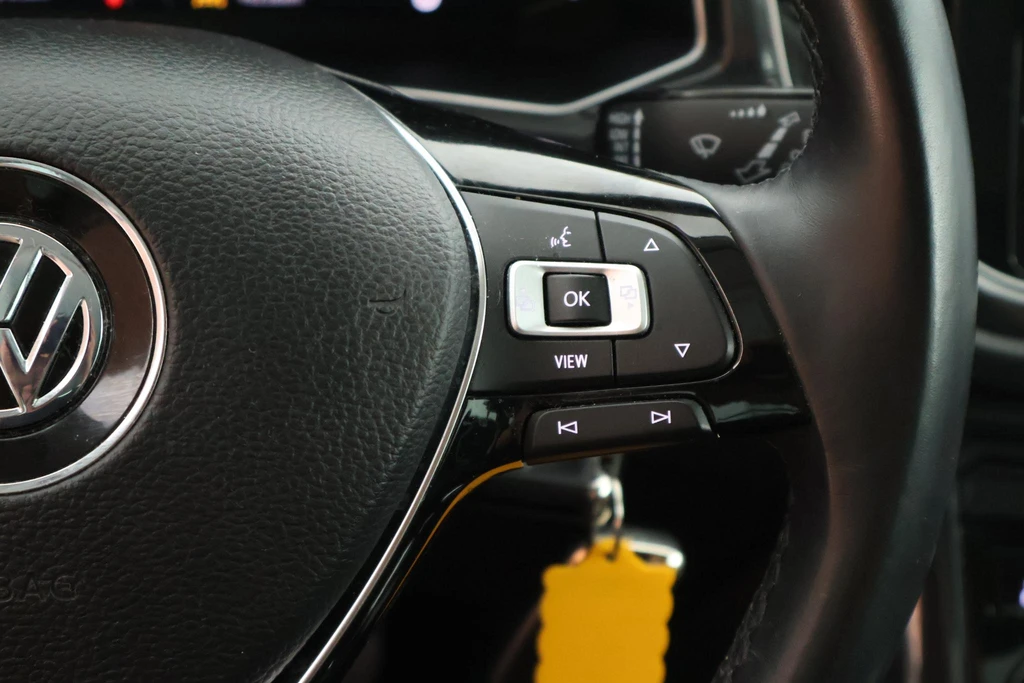 Volkswagen T-Roc – foto 17