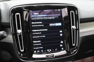 Volvo XC40 – thumbnail 38