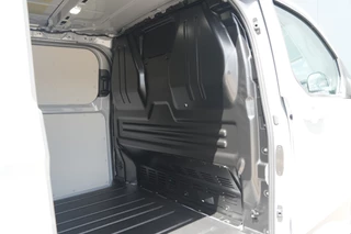 Ford E-Transit Custom – thumbnail 14