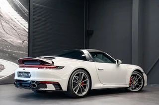 Porsche 911 – thumbnail 10