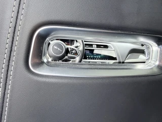 Jaguar I-PACE – thumbnail 18