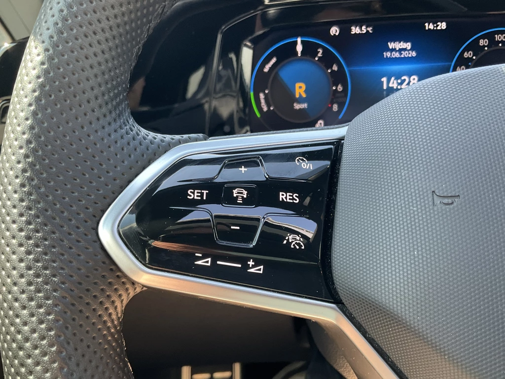 Volkswagen Golf – foto 25