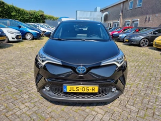 Toyota C-HR – thumbnail 8