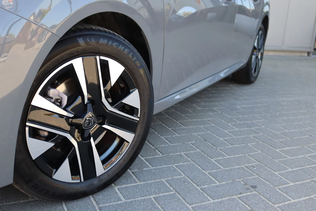 Peugeot 208 – foto 30