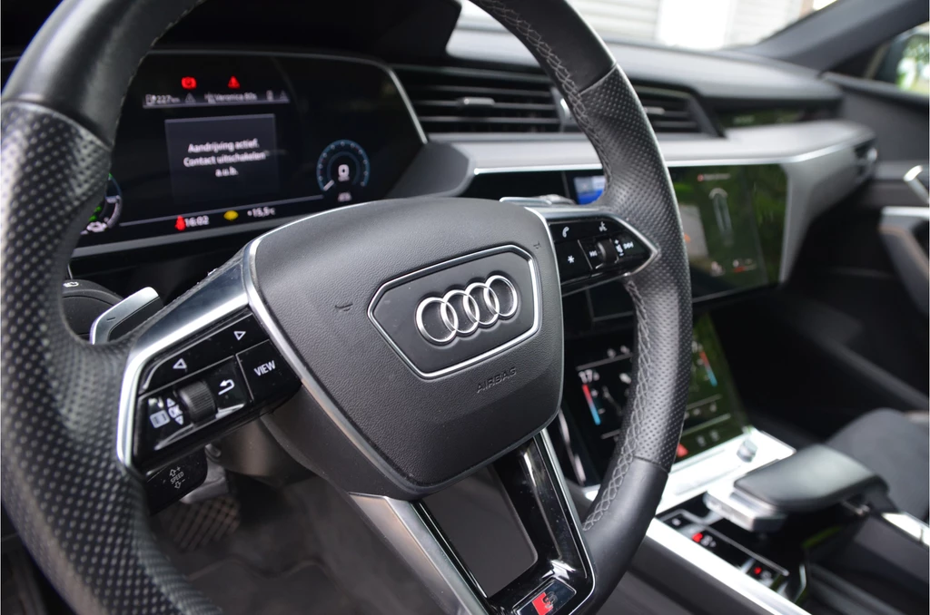 Audi e-tron – foto 16