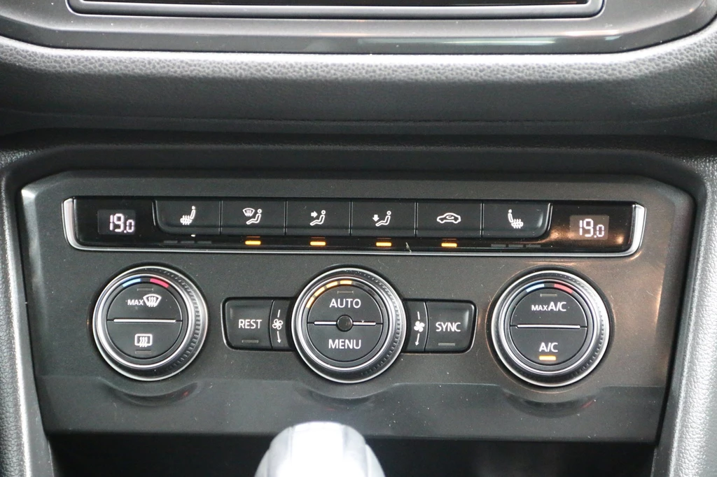Volkswagen Tiguan – foto 11