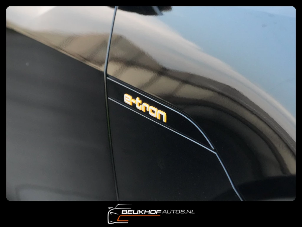 Audi e-tron – foto 16