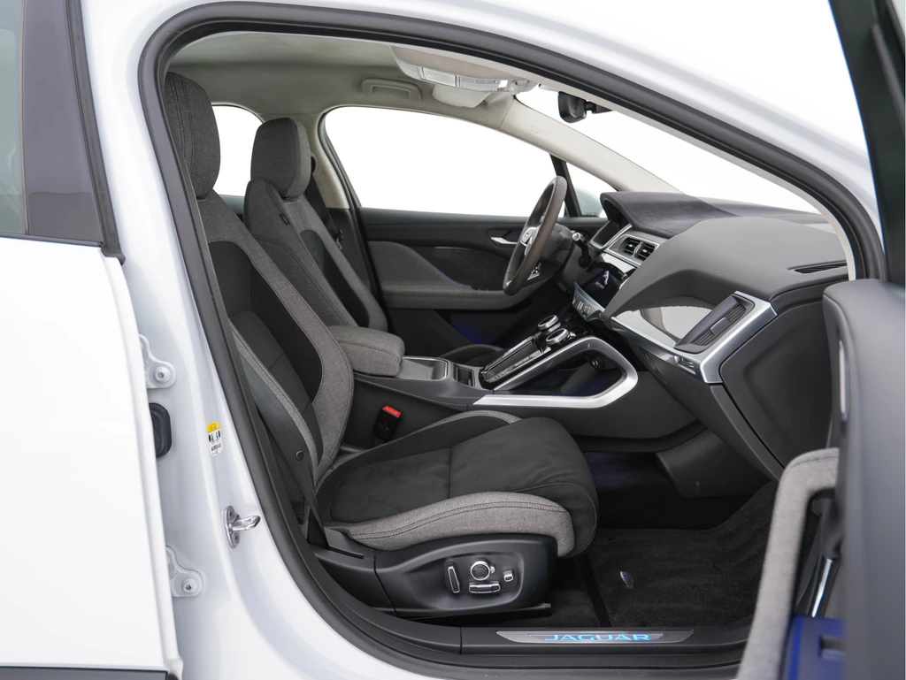 Jaguar I-PACE – foto 11