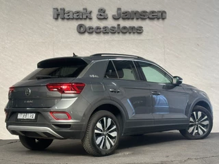 Volkswagen T-Roc – thumbnail 4