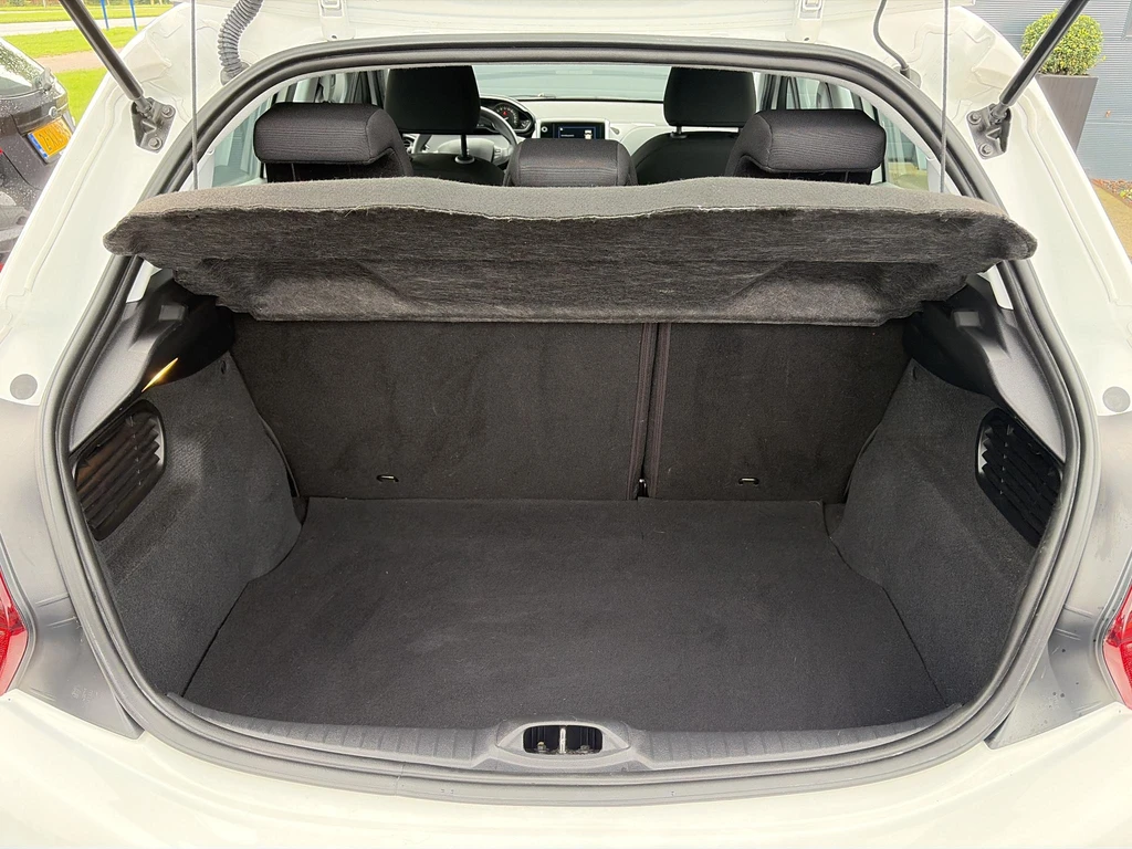 Peugeot 208 – foto 33