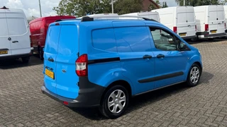 Ford Transit Courier – thumbnail 5